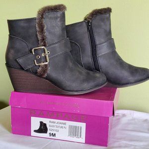 Rampage Joanie Blk Faux Leather/Fur Zip Wedge Boot